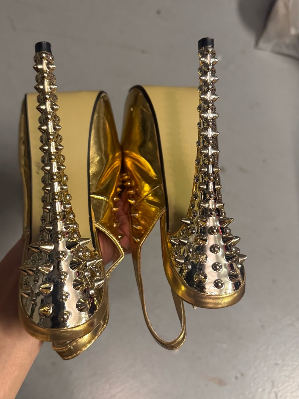 Gold Studded Spiked Stiletto Slingback Heels US 8 - Picture 6 of 10